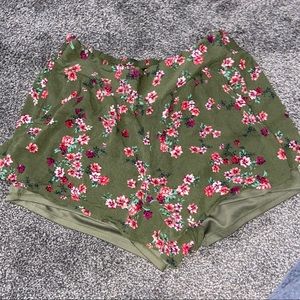 Torrid flowy shorts